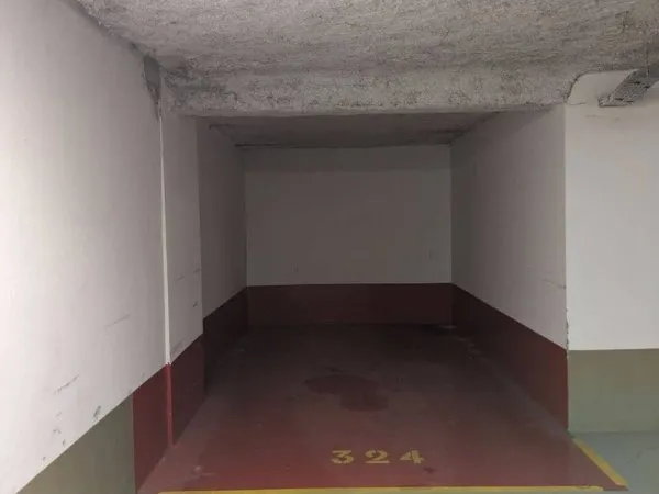 Parking 12 m²