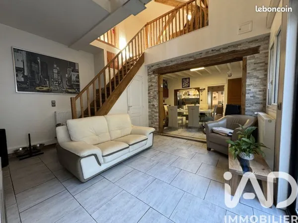 Maison 7 pièces 126 m²