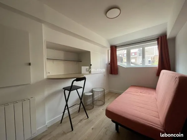 Studio 1 pièce 10 m²