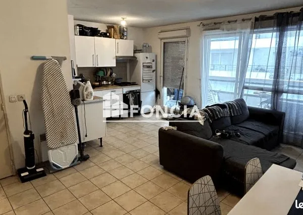 Appartement T3 de 65 m² avec terrasse et parking - Résidence récente (2011)