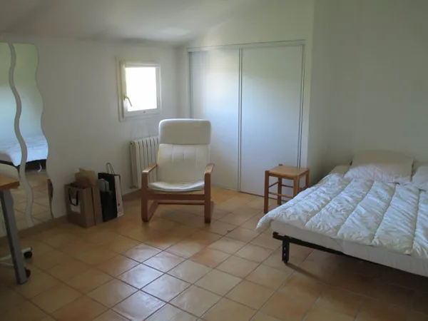 Aix en Provence centre je loue à étudiant ou jeune pro chambre meublée dans colocation à trois