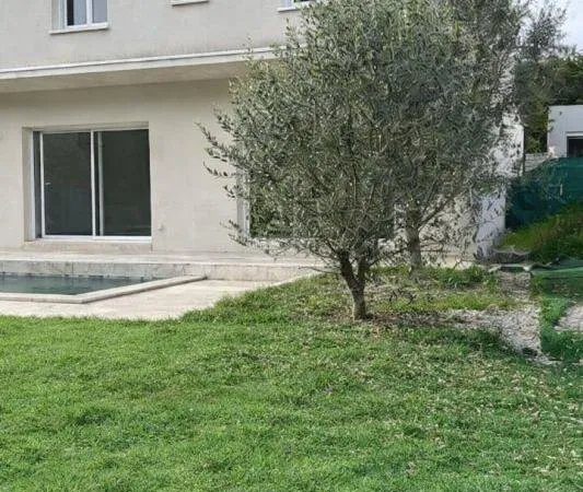 Villa 5 pièce(s) 120 m2