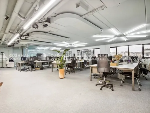 Bureaux 180 m²