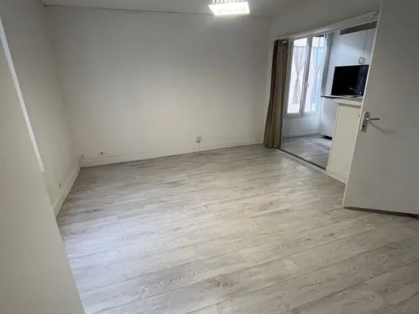 Studio 1 pièce 23 m²