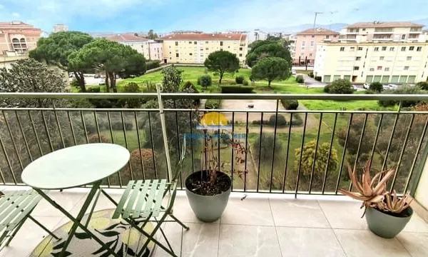 BEAU 3P ETAGE ELEVE ASC CAVE