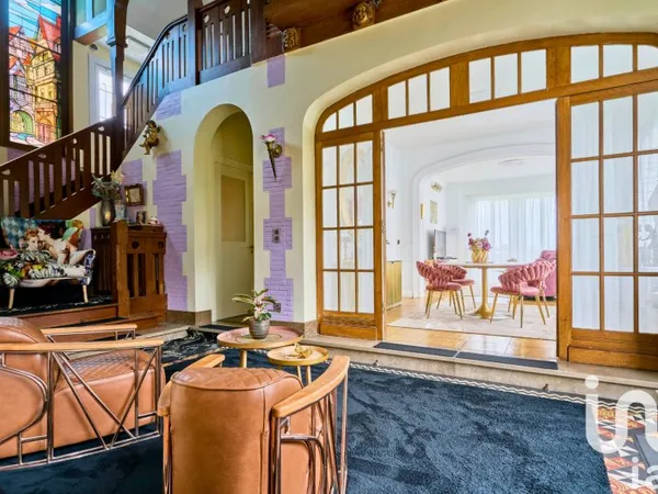 Maison 11 pièces 270 m²