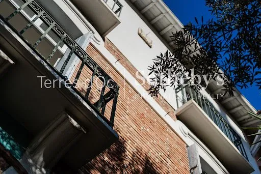 Maison 8 pièces 200 m²
