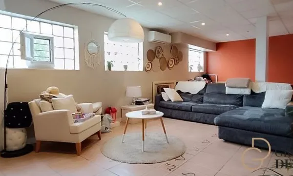 Maison de luxe 8 pièces 278 m²