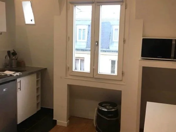 Superbe studio refait à neuf architecte