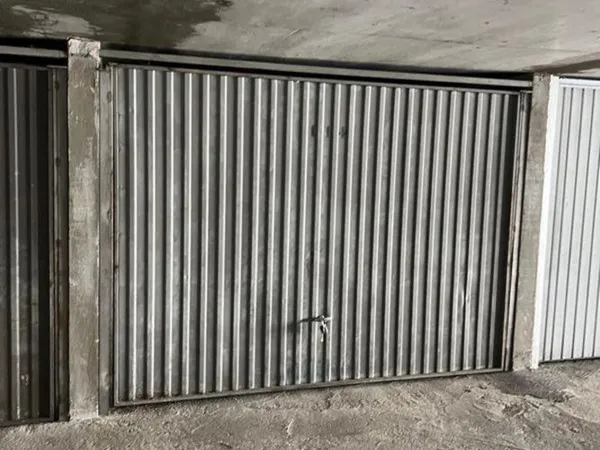 Garage quartier gare a louer