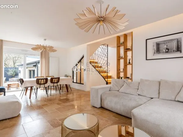 Maison 5 pièces 157 m²
