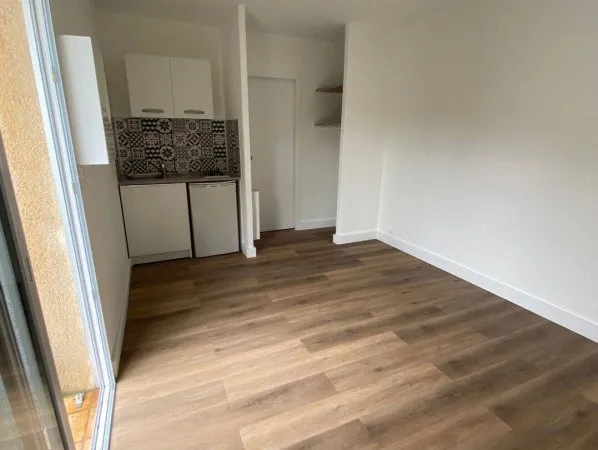 Studio 1 pièce 20 m²