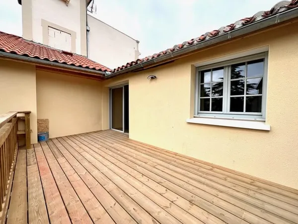 A LOUER | Deux pièces avec terrasse| Riscle | Gers(32)