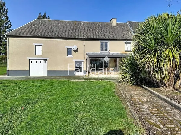SAINT MARTIN DE BONFOSSE, Maison avec jardin