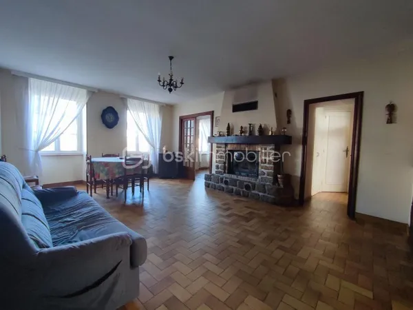 Maison 7 pièces 135 m²