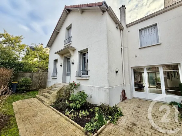 Maison 8 pièces 155 m²