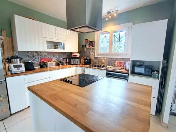 Maison 6 pièces 140 m²