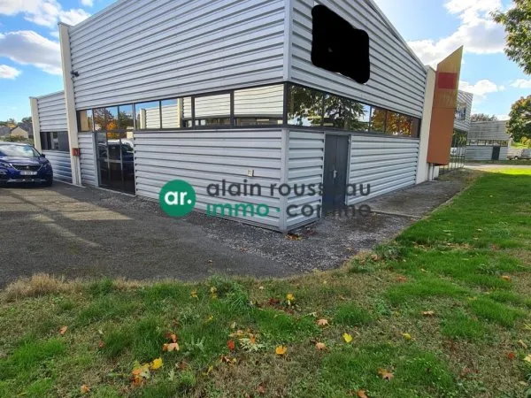 Local commercial 225 m²