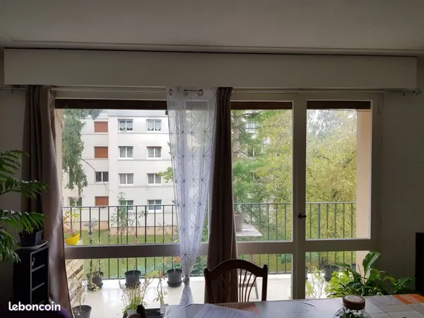 Chambre dans Grand appartement 90m² proche Paris