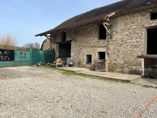 Maison 1 pièce 115 m²