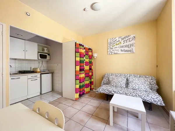 Loue studio 16m² au calme avec grande terrasse privée quartier Grammont, Tours
