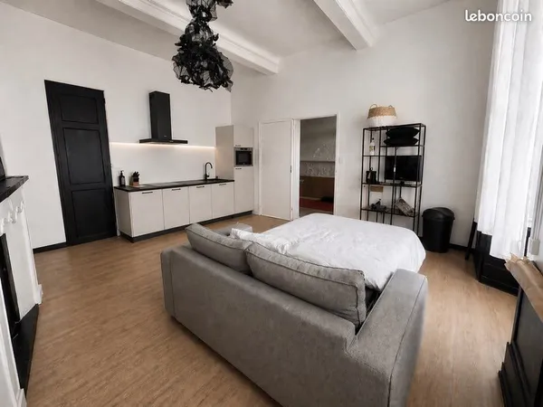 Studio neuf meublé - tout compris