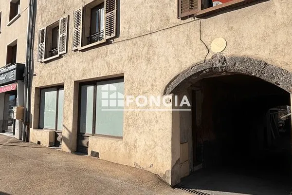 Maison 10 pièces 180 m²