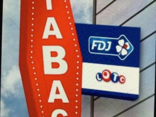 Local commercial 140 m²