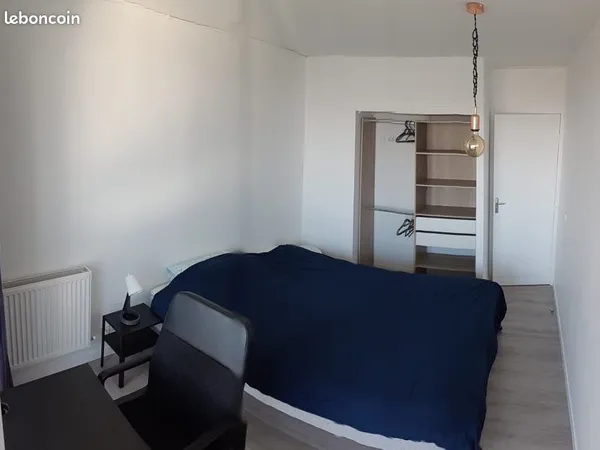 Chambre meublée flachet disponible immédiatement
