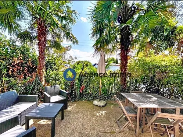 Studio avec parking et jardin au centre de St Jean de Luz