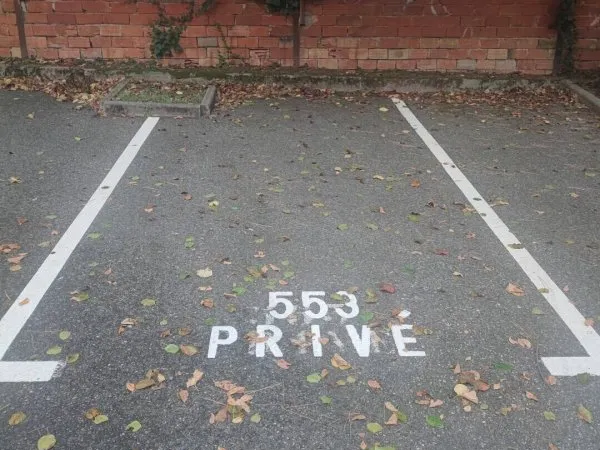 Parking 11 m²