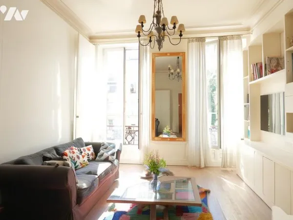 Vends T3 - 65.5m² - Paris 2E Arrondissement
