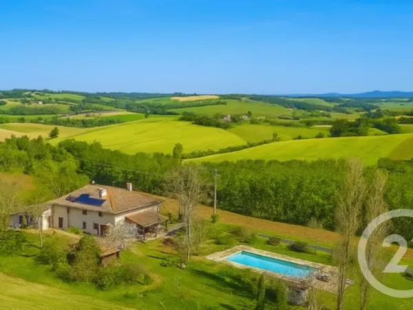 Maison 8 pièces 178 m²