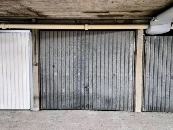 Garage a vendre