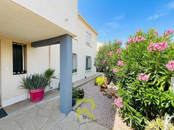 AGDE, MAISON 4 FACES TOTALEMENT RENOVEE