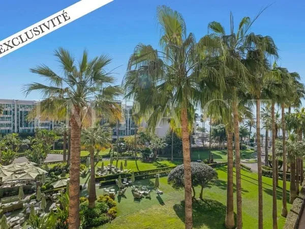 Cannes Croisette Grand Hotel Appartement 4 Pièces vue mer à vendre