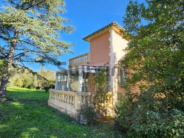 Maison 7 pièces 167 m²