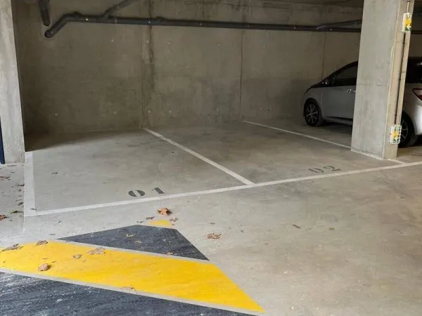 Parking 12 m²