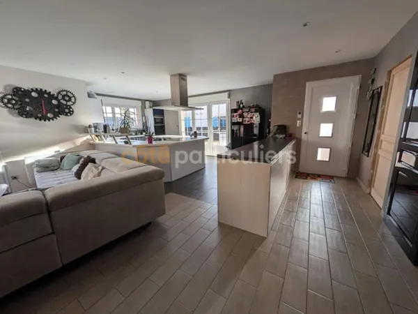 Maison 5 pièces 140 m²