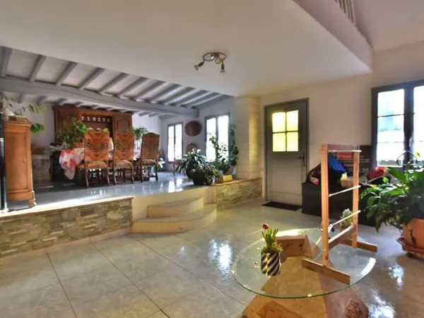Maison 3 pièces 170 m²