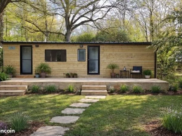 Studio 40m2 refait à neuf 100% bois design (3pièces)