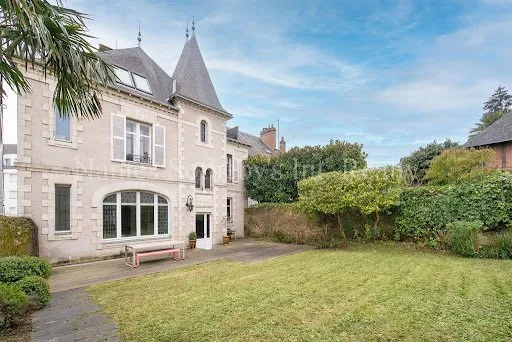 Hôtel particulier 6 pièces 260 m²
