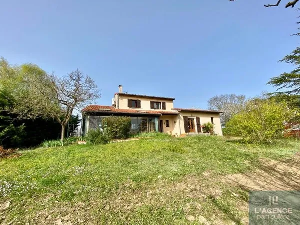 EXCLUSIVITE ALTERIA SPACIEUSE VILLA AVEC VUE PYRENEES