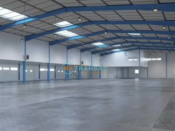 A LOUER 2 361 m² de locaux d'activités à BEZONS
