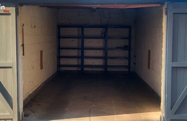 Garage sécurisé 20 m² - La Grappinière (Vaux-en-Velin)