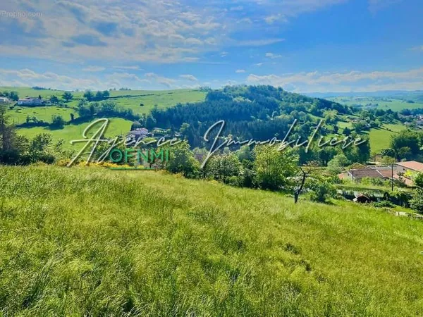 SAINT-GALMIER terrain constructible 1000m2 vue degagée
