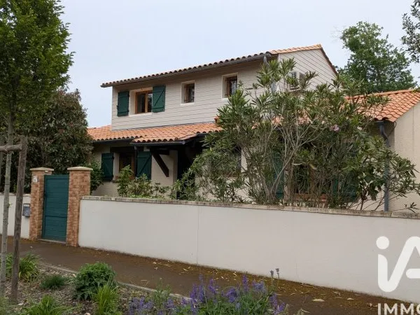 Maison 6 pièces 140 m²