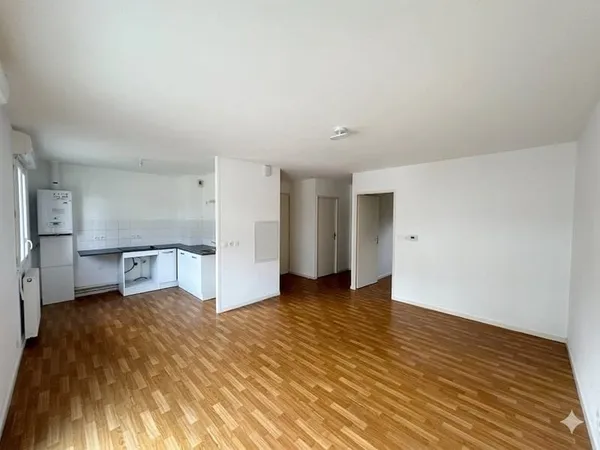 Appartement 2 pièces avec une terrasse et une place de stati