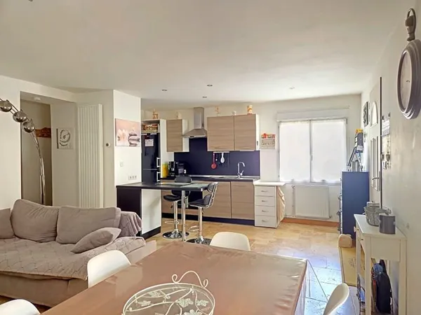 Maison de ville - 5 pièces - 140m² - Garage - 2 logements possible