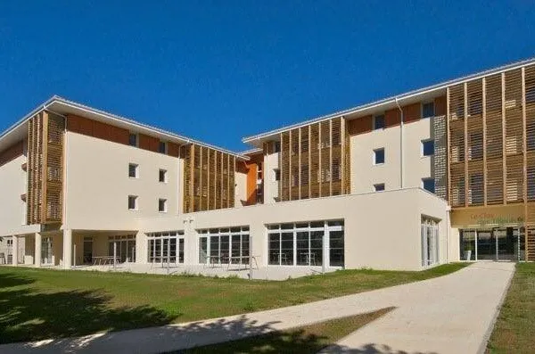 Studio 1 pièce 33 m²